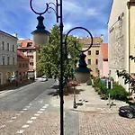 Airi In Old Town Free Parking *