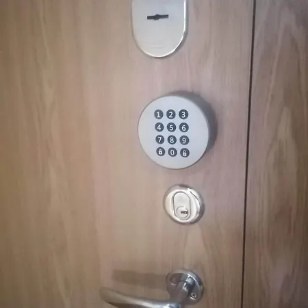 Airi In Old Town Free Parking