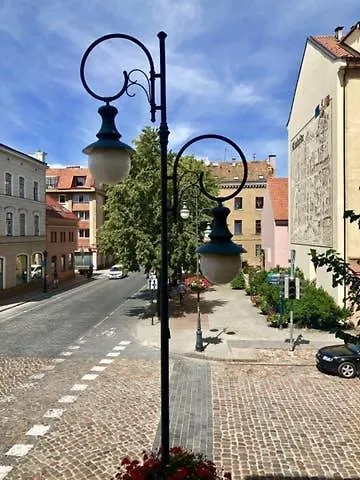 Airi In Old Town Free Parking *