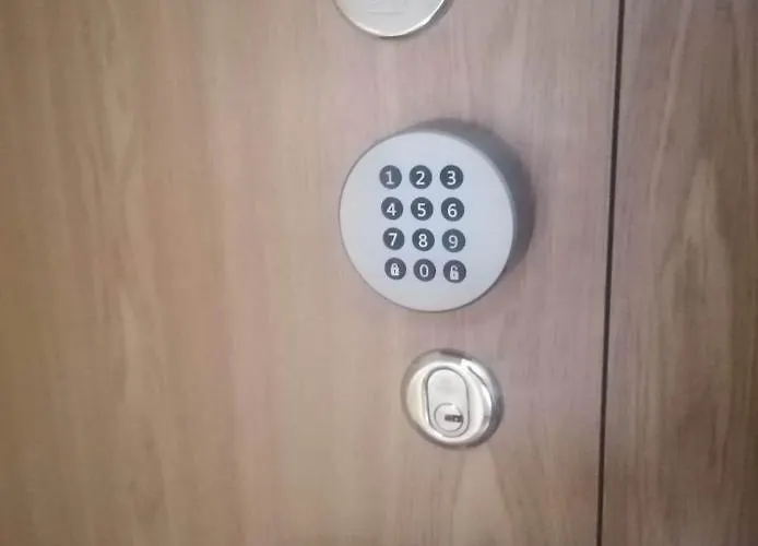 Airi In Old Town Free Parking